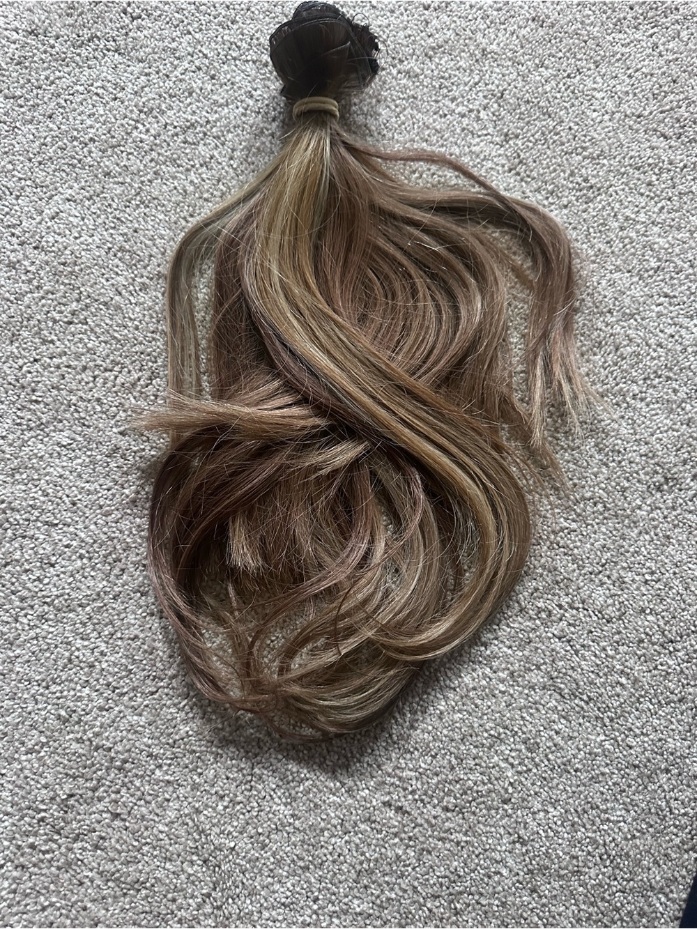 Natural Multi-Tone Brown Women’s Hair Extension